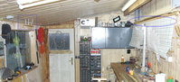 Werkstatt neu Tillerwand mit Kamerakonsole.JPG (454.21 KiB) 2526 mal betrachtet Wie so oft muss das Runde ins Eckige...
