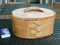 Beispiel, was man mit Birkenleder alles machen kann.