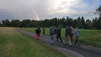 Nach dem Essen must Du laufen in den Regenbogen