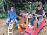 20220701_184000.jpg (1.58 MiB) 5627 mal betrachtet Jürgen schon fleißig, Theron noch in der findungsphase