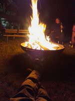 20220702_002250.jpg (808.74 KiB) 5627 mal betrachtet Am Lagerfeuer ließ es sich gut aushalten