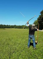 Und da ist der Pfeil unterwegs