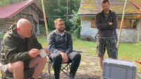 01Morgenstimmung.jpeg (361.81 KiB) 297 mal betrachtet Fatz, Matthias und F'al Gran bei der Morgenandacht