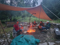Wieder von links nach rechts im Uhrzeigersinn: Doralf, inge, MrCanister, Steffi und inge's Mann