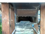 PIC00243.jpg (75.32 KiB) 3244 mal betrachtet Der Boden des Luftschachtes liegt nur auf den U-profilen auf und wird zum Reinigen entfernt.