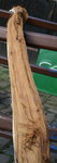 chirion 007.jpg (65.84 KiB) 3746 mal betrachtet ist 152 cm lang, 5 cm breit mit einem Twist von 50-70°. Jahresringe ziemlich dünn. Wenig Material am Bauch, teilweise <35 mm, dafür höllisch Reflex