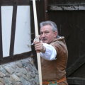 Bogenbauer, Historiker, Archäologe, Kurator des (aktiven) Friedländer Heimatmuseums und was weiß ich noch alles