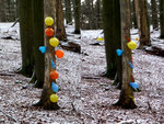 vorher nachher.jpg (805.76 KiB) 5473 mal betrachtet man beachte den gerade platzenden Ballon (rechtes Bild, der gelbe Fleck links neben dem Baum), den Pfeil hab ich nicht gefunden