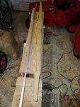 Grob zugeschnitten... später arbeitender Bereich 6 auf 5cm breit<br />Nadeln noch nicht ausgearbeitet... kommt erst wenn er trocken ist und sich nix mehr bewegt