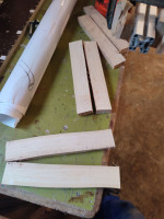 ein paar Holzreste sind ebenfalls mit in den Keller gezogen