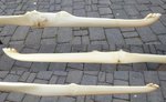 die Nadel (2 x oben, 1 x unten) mit Gammelstelle